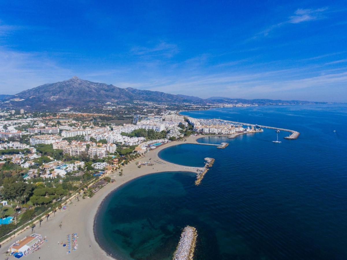 Apartamento Playas Del Duque - Puerto Banus - Marbellaアパートメント エクステリア 写真